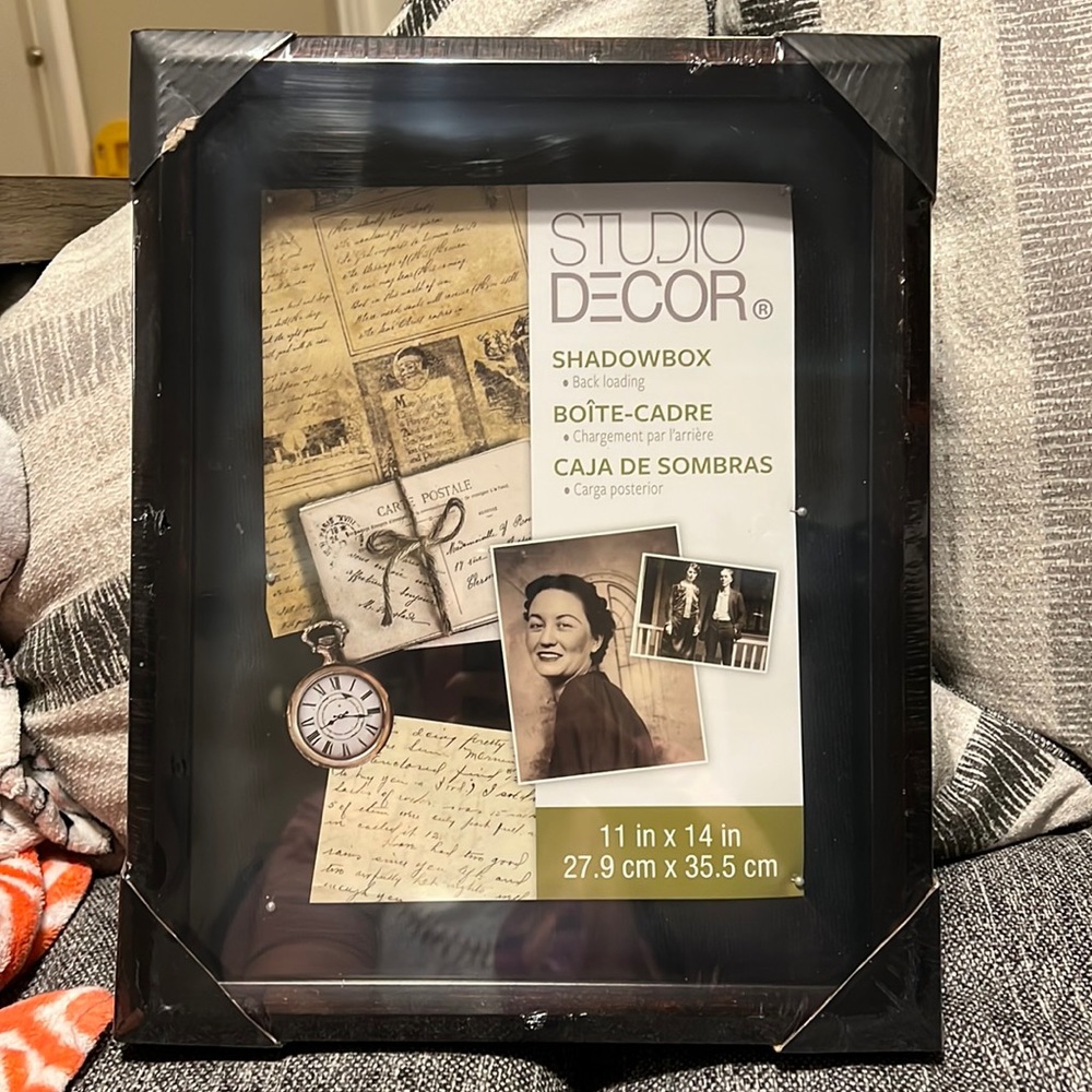 NWT Studio Decor 11x14 Shadow Box